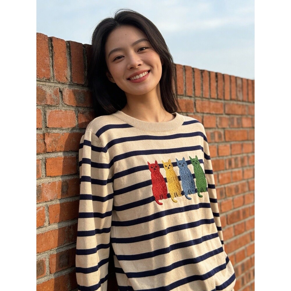 OXKnit Four Embroidered Cats Sweater SZ M